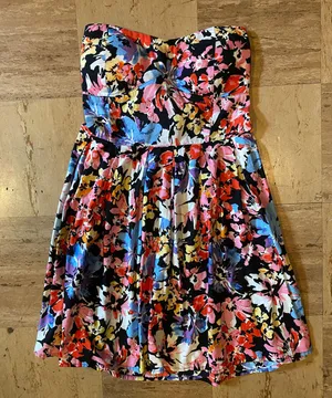 Derek Heart Dress thumbnail 1