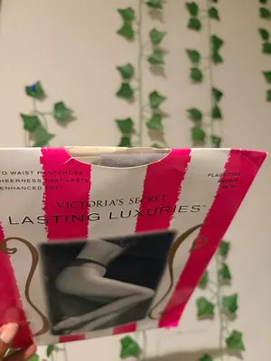 Vintage Victoria's Secret Lasting Luxuries Pantyhose - Medium - Flagstone Gray thumbnail 3