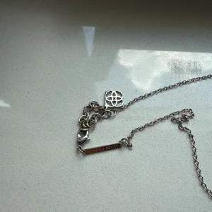 Kendra Scott Necklace thumbnail 3
