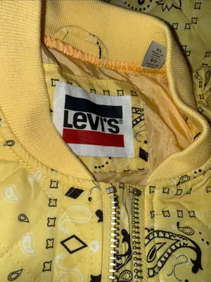NWT $100 Levi's Yellow Bandana Paisley Diamond Quilted Bomber Jacket XL thumbnail 8