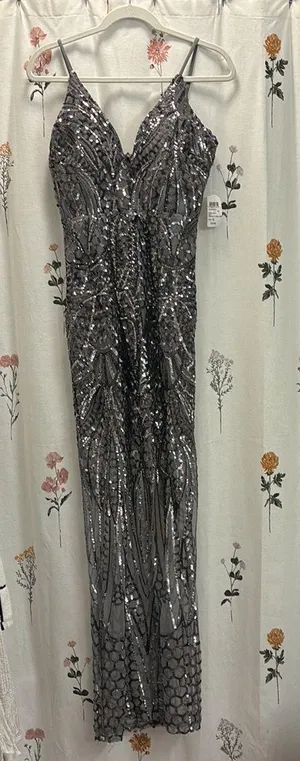 NWT  Floor Length Sequin Gown thumbnail 2