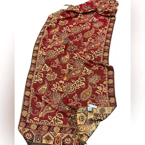 Source Unknown Burgundy Metallic Gold Paisley Print Wrap Scarf Pashmina Sarong Tapestry Fringed thumbnail 6
