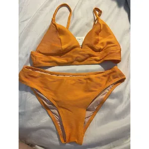 Cupshe Solid Low Waist Bikini Set Triangle Two Pieces Swimwear Size‎ S. A-900 thumbnail 3