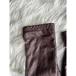 Classic Brown Leather Gloves size Medium thumbnail 4