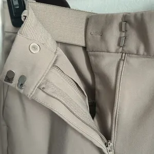 H & M Ladies All Occasion Ankle Dress Trouser Pants in Beige Color Tone thumbnail 4