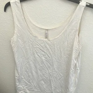 FINAL MARKDOWN Lea Nicole tank top large thumbnail 1