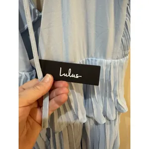 Lulus "Tiered Gown Pleated" in Ice Blue Size Large Gown Double V Neck thumbnail 5
