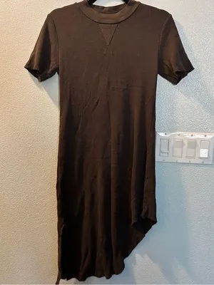 Short sleeve thermal asymmetrical crew neck dress thumbnail 1