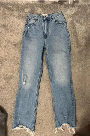 Abercrombie High-Rise Jeans thumbnail 3