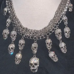 Rhinestones skull necklace thumbnail 2