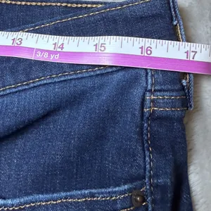 Levis 311 Womens Size 32x30 Shaping Skinny Jeans Distressed Dark Wash Stretch thumbnail 8