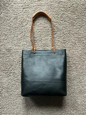 Soludos Merida Black Leather Tote thumbnail 2