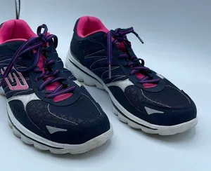 Sketchers size 9.5 Goga mat shoes. thumbnail 1