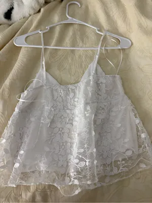 White Floral Lace Spaghetti Strap Cami Top Size L thumbnail 2