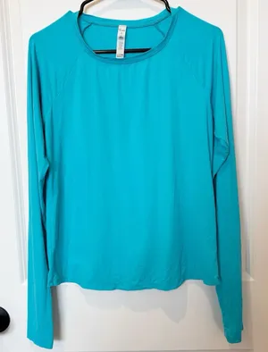 Alo Yoga Womens Long Sleeve Top Small Athletic Gym Training Yoga Athleisure thumbnail 1
