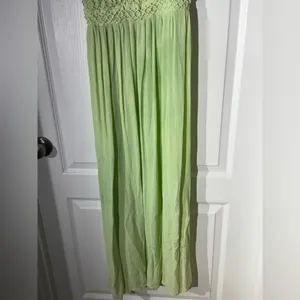 Rebellion Elegant Green Lace Maxi Dress thumbnail 3