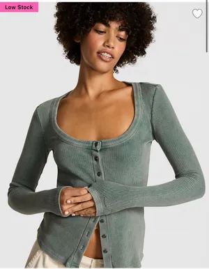 Victoria’s Secret Ribbed Long Sleeve thumbnail 1