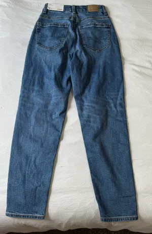 Curvy Mom Jeans American Eagle thumbnail 2