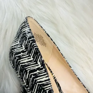 Nine West Black and White Chevron 4” Inch Stilettos thumbnail 5