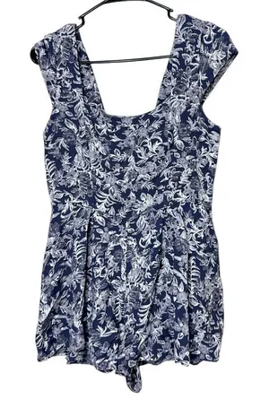 Kimchi Blue Romper Womens Blue Floral Urban Outfitters Size 8‎ thumbnail 1