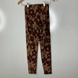 Aerie Offline Brown Floral Leggings Size‎ Medium thumbnail 3