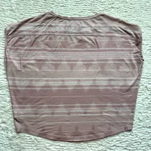 Prana Organic Cotton Oversized Boxy T Shirt Womens M Pink Aztec Geometric Print thumbnail 4