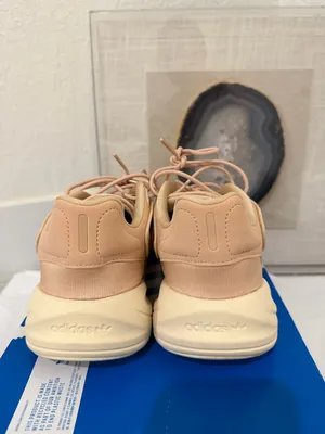 adidas Ozella Sneakers in Peach and Cream thumbnail 4