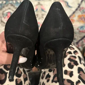 Aquatalia Black Embellished Rhinestone Pointed Toe Pumps Wedding Guest Shoes thumbnail 6
