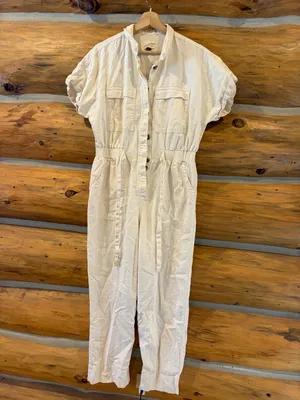 Universal Threads Cream Waist Jumpsuit size 10 thumbnail 3
