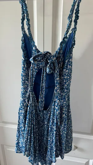 Princess Polly Blue Floral Romper thumbnail 3