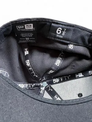NWOT San Francisco 49ers New Era 59FIFTY Black Fitted Hat (6 7/8) thumbnail 7