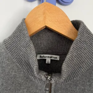 Reformation Large Esti Cashmere Sweater Vest Moto‎ Stripe Grey Fall Winter Ski thumbnail 4