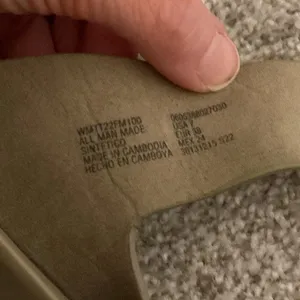 Time & Tru Double Buckle EVA Slide Sandals Taupe Women's Size 7 thumbnail 6
