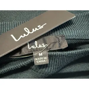 Lulus NWT Sweater Dress Sz MED Rhapsodize‎ Emerald Green Balloon Sleeve Bodycon thumbnail 4