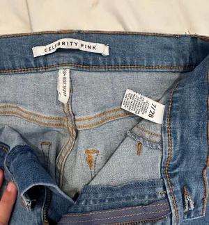 High Waisted Jeans thumbnail 2