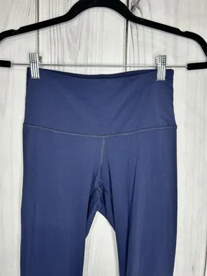 Yogalicious Women's Crop Leggings Navy Blue Sz XS (23 x 21) thumbnail 2