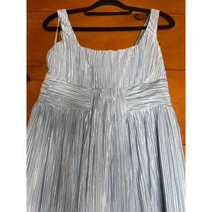 NWT Lulus Ameena Light Blue Plisse Square Neck Sash Maxi Dress Gala Banquet Sz L thumbnail 4