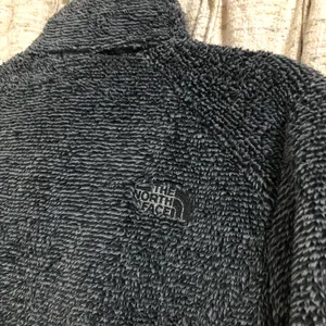 The North Face Women’s Osito Full Zip Jacket  thumbnail 12