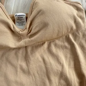 No Boundaries Women’s XL 16/18 Seamless V-Neck Bodysuit - Tan thumbnail 3