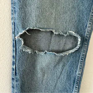 ZARA Size 4 High Rise Ripped Straight Denim Blue Jeans Distressed 100% Cotton thumbnail 4