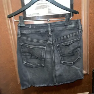 American Eagle Outfitters Distressed Black Denim Hi-Rise Skirt Size 4 thumbnail 2