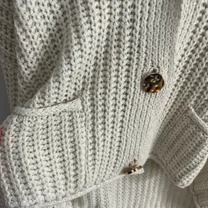 HALARA Cream Button-Up Cardigan thumbnail 3