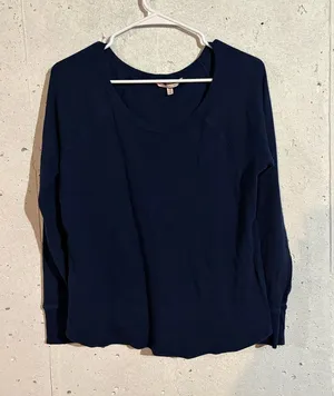 Victoria’s Secret Waffle Knit Henley Top | Size: Medium thumbnail 1