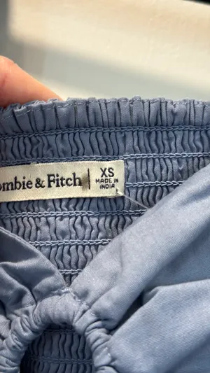 Abercrombie and Fitch Poplin O-Ring Top thumbnail 3