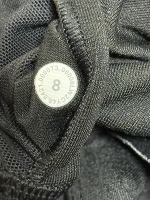 Lululemon Nulu Front-Darting Yoga Bra Black Size 8 Longline Crop Tank Gym thumbnail 7