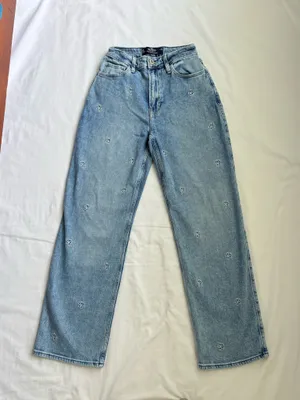 Hollister W25S Floral Embroidered Dad Jeans Light Wash thumbnail 1