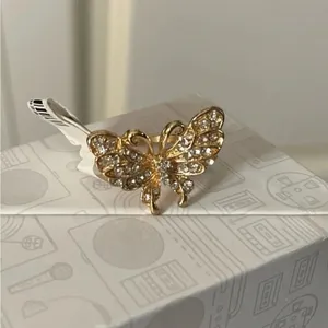 NWT Butterfly crystal ring Gold thumbnail 9