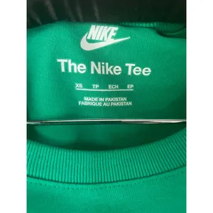 Nike Womens Sportswear Graphic Tee Green Blue Logo FQ6603-324 XS NWT thumbnail 3