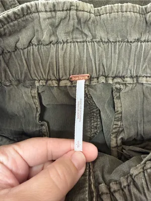 Free People‎ Corduroy Paperbag Pants Dark Olive Pleated Size small thumbnail 6