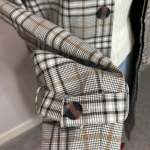 J. Ferrar Brown/White/Black Plaid Trench Coat Size L NWT thumbnail 3